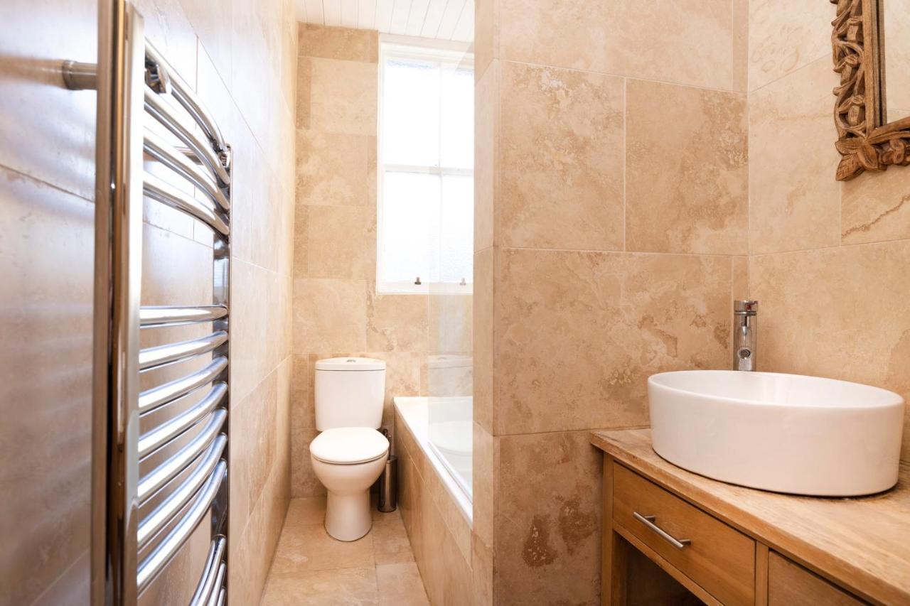 Joivy Old Town 1-Bed Apartment With Stunning Views Εδιμβούργο Εξωτερικό φωτογραφία